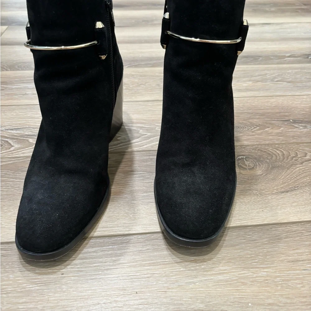 Balenciaga questions leave